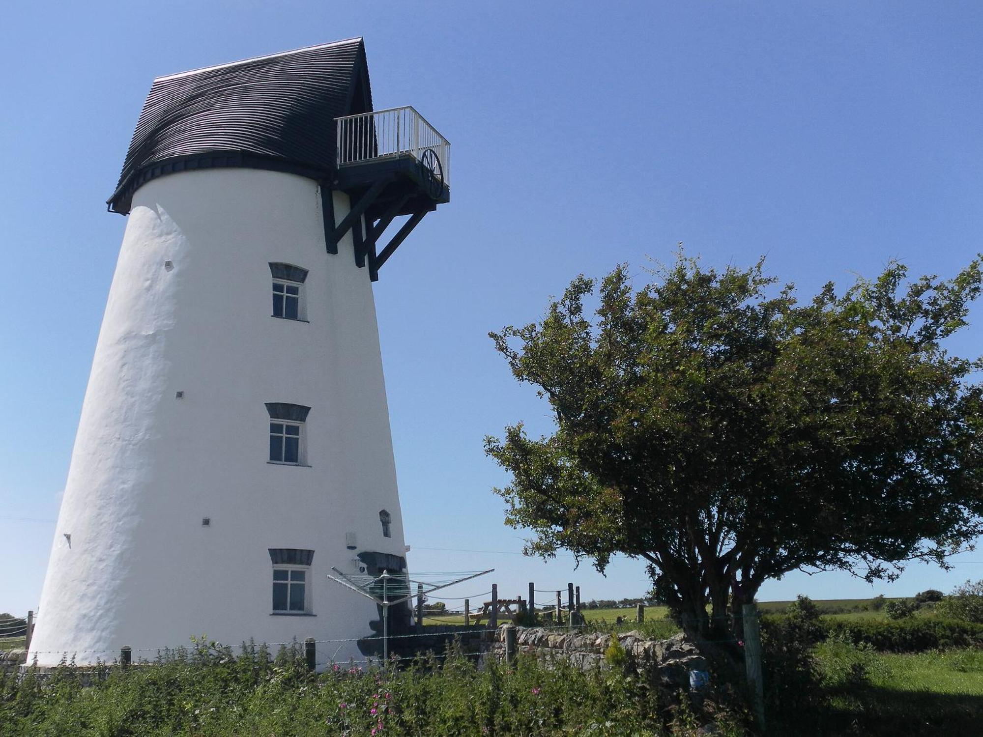 The Windmill Villa Coedana Exterior photo